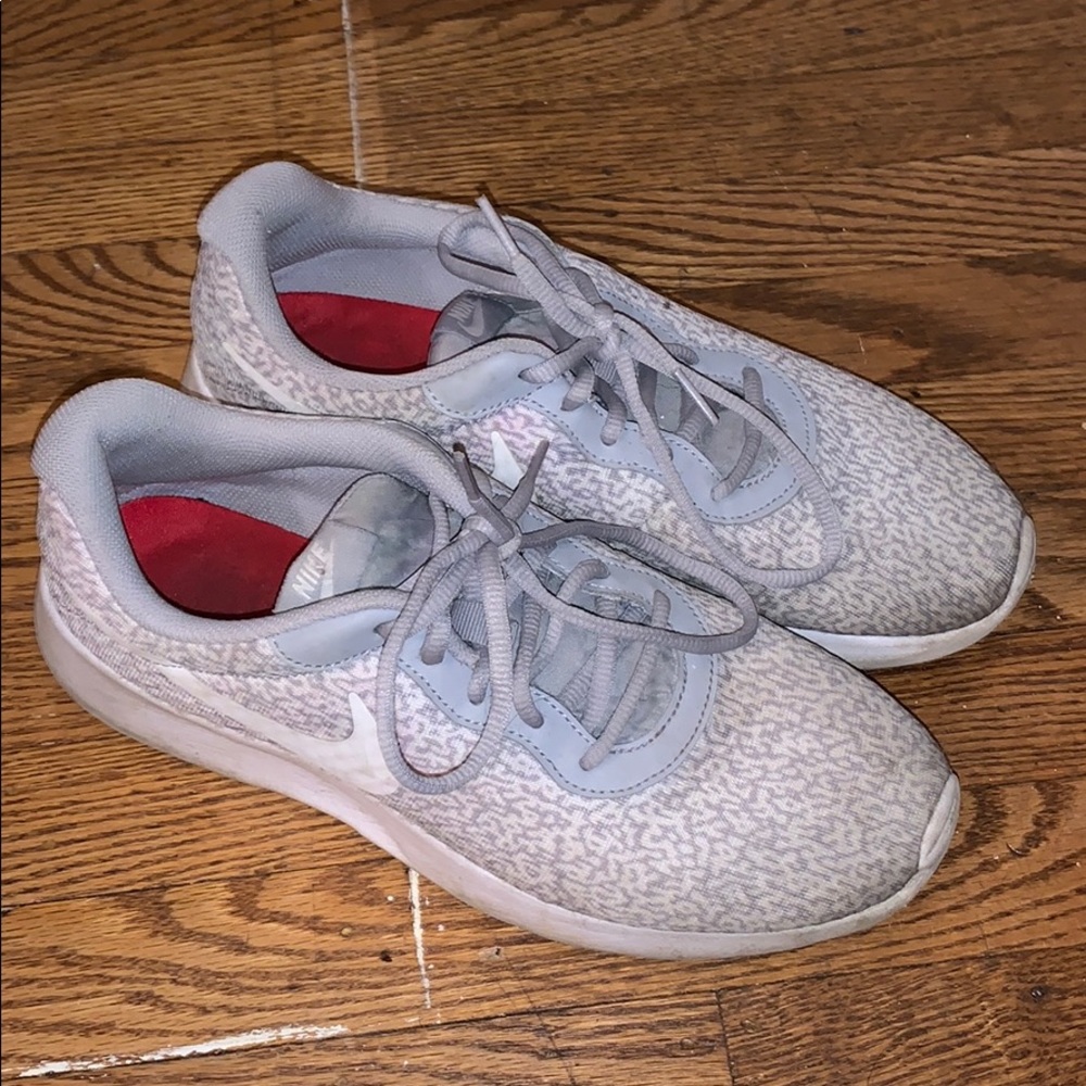 Women’s Nike Sneakers